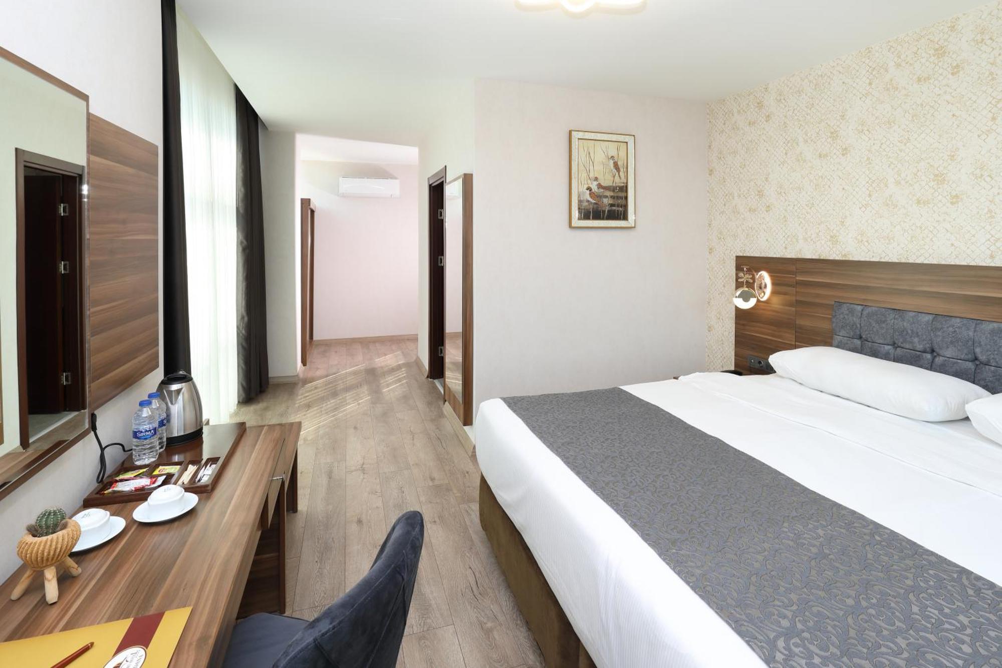 Adana Taskoeprue Hotel エクステリア 写真